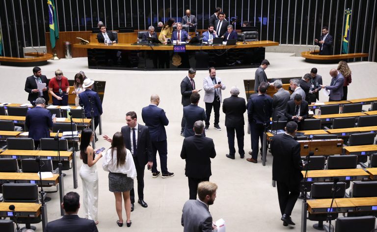 c mara dos deputados aprova conven o da oit sobre seguran a 20260603