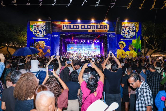 forr caju 2026 abre com alceu valen a sob chuva no augusto f 20260605