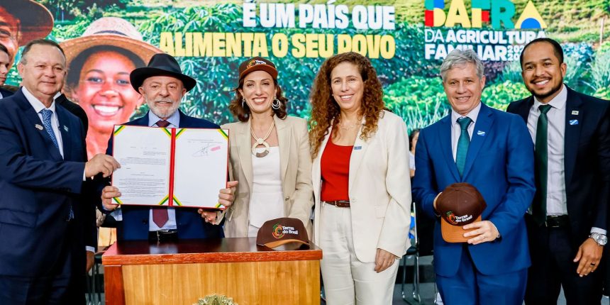 governo lan a plano safra com r 97 7 bi para agricultura fam 20260630