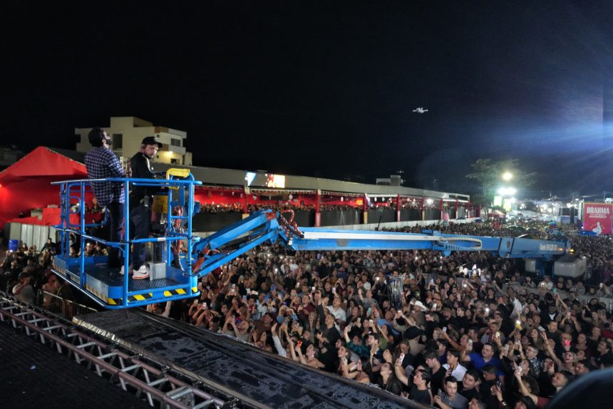 gusttavo lima lota itabuna com show pico na abertura do itap 20260626