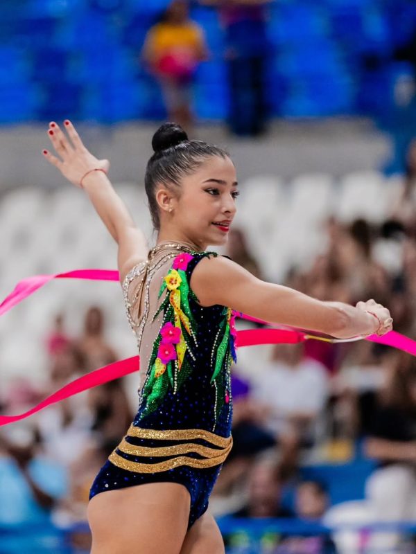 leona tha se brilha e conquista tr s ouros no pan americano 20260603
