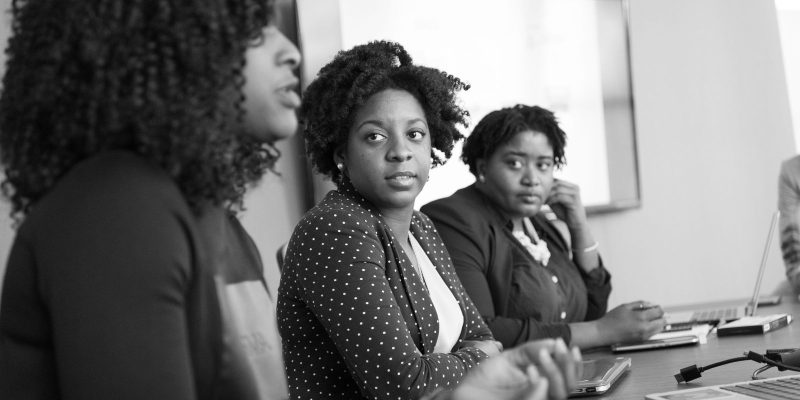 mulheres negras jovens lideram desemprego no brasil com taxa 20260605