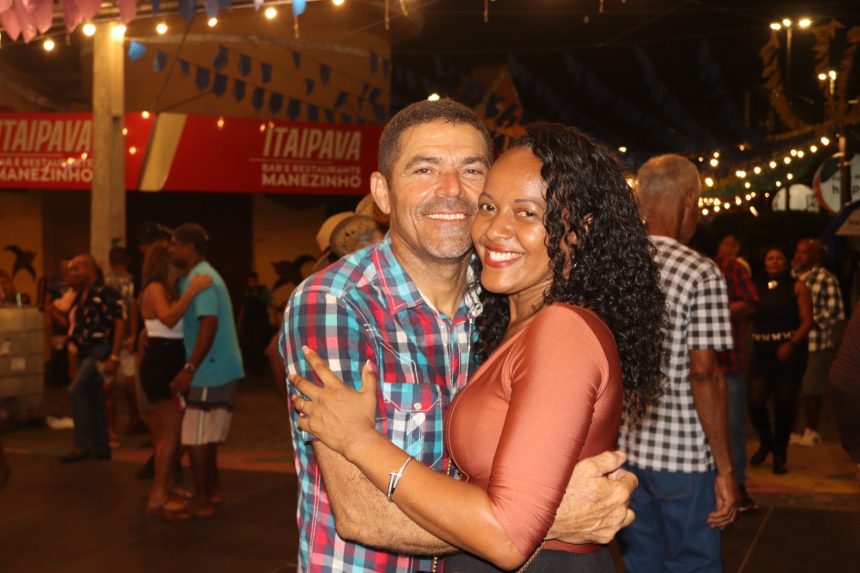 palco gerson filho conquista forrozeiros e casais no forr ca 20260622