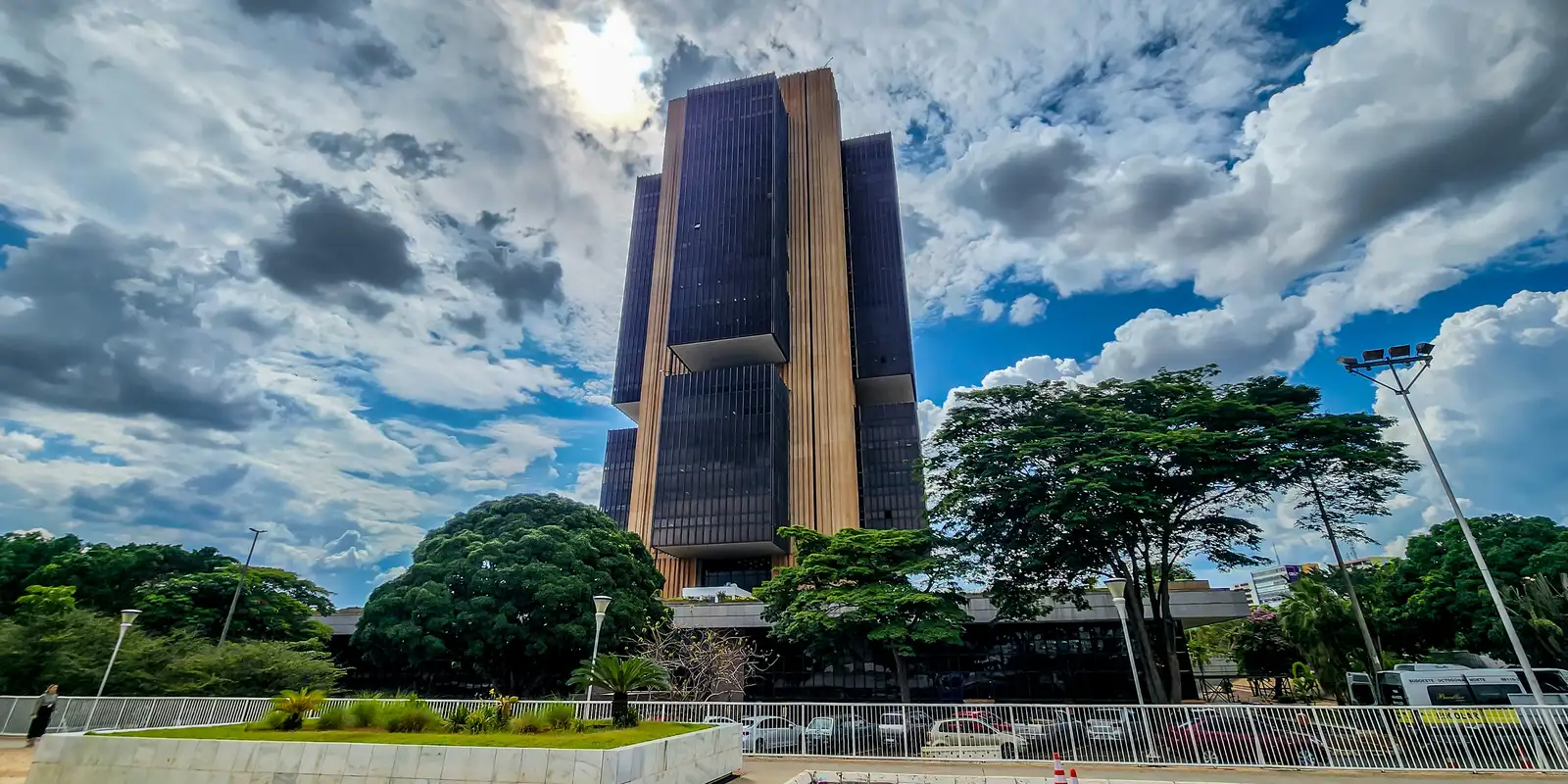 pec do bc divide economistas e acende alerta no senado 20260606