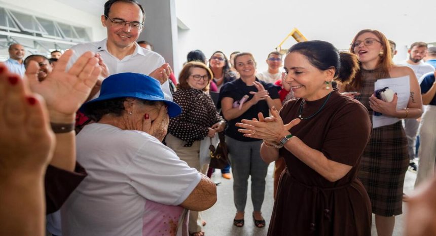 prefeita em lia corr a participa da entrega de mais uma crec 20260627