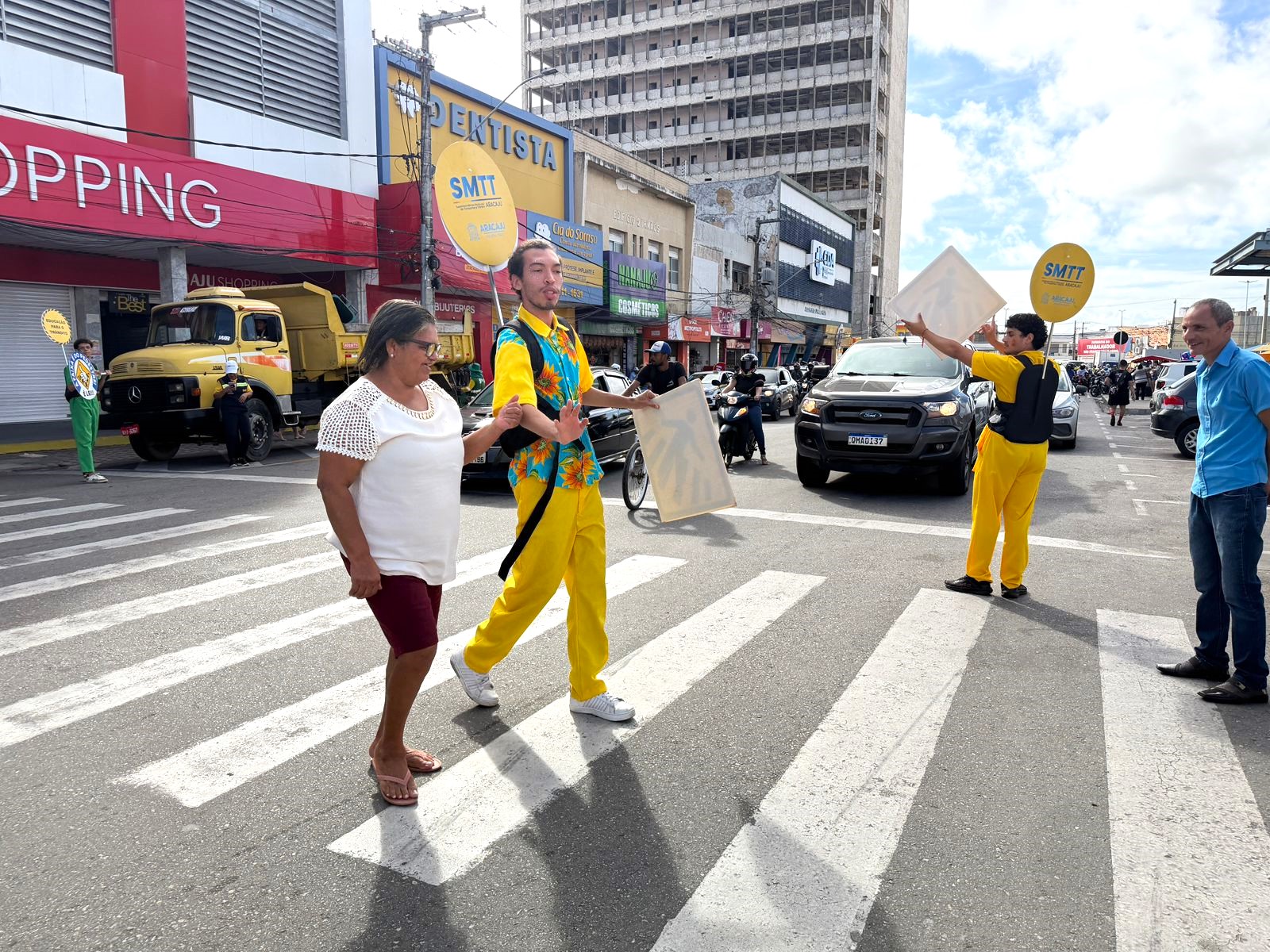 smtt lan a forr na faixa para promover respeito faixa de ped 20260608