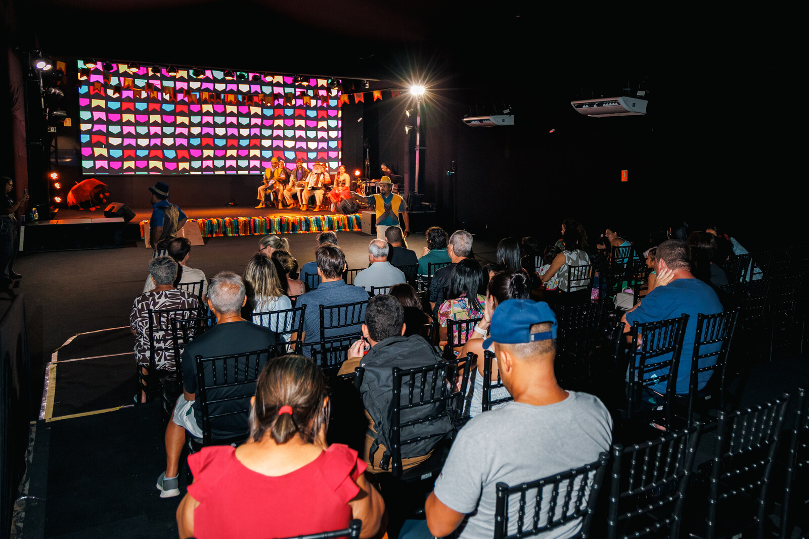 Teatro da Vila do Forró amplia acesso às artes cênicas em festas juninas 4 tmp4y3lse59
