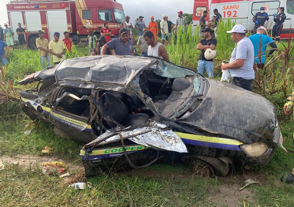 Tragédia na BR-101: Três homens perdem a vida em acidente de carro 2 tmpeyagc2t3