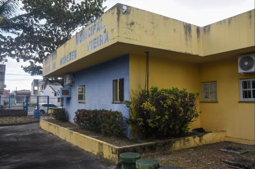 Clube do Livro para idosos debate alimentação saudável em Aracaju