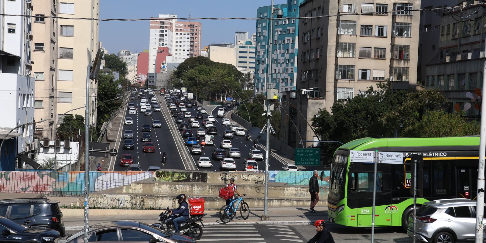 Entregadores já podem financiar motos e bikes elétricas com condições facilitadas