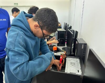 Gustavo Brito: Superando Desafios e Conquistando o Mercado de Trabalho