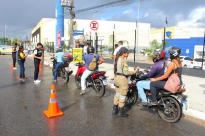 Mortes de motociclistas sobem 15% em Aracaju; SMTT faz ação educativa