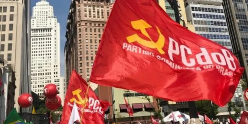 PCdoB sela apoio a Lula e prioriza democracia e inclusão social