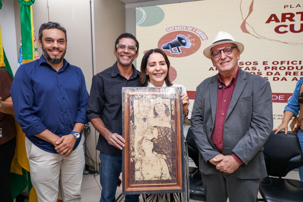 Prefeita de Aracaju apresenta Plano de Formação Cultural para o setor artístico
