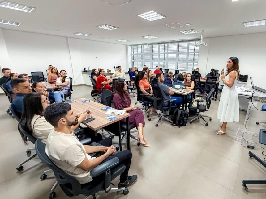 prefeitura de aracaju promove capacita o sobre licita es e c 20260716