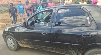 Tiros contra carro matam homem e ferem mulher em Nossa Senhora da Glória