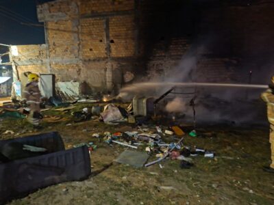 Bombeiros controlam incêndio em barraco perto do Terminal Maracaju
