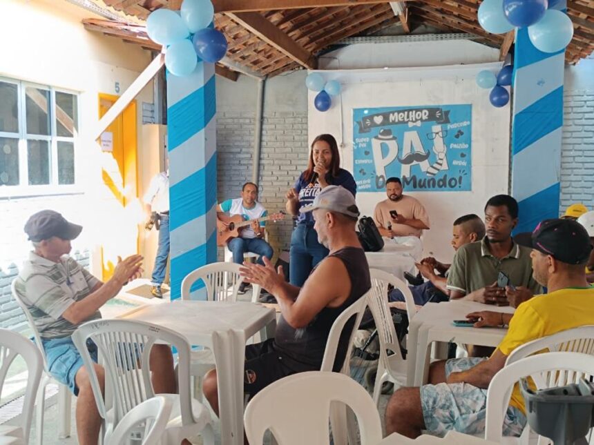 Casa de Passagem Freitas Brandão celebra Dia dos Pais com acolhidos