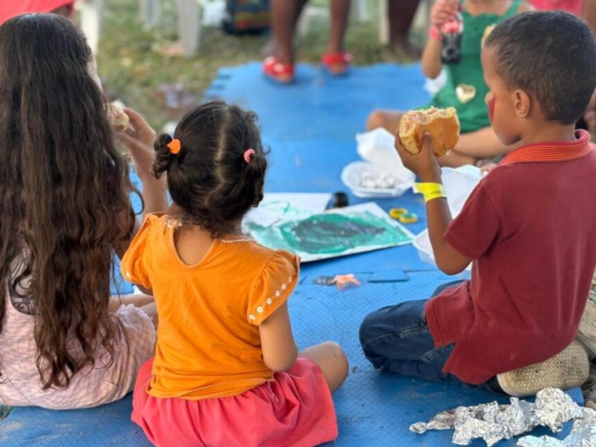 Criança Feliz leva mais de 50 assistidos a evento na Sementeira