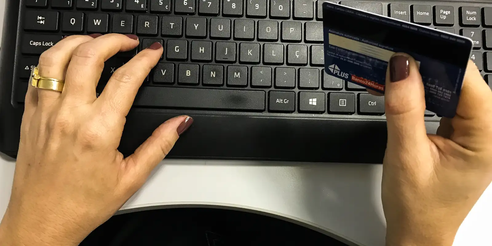 Decreto abre compras públicas a plataformas digitais e promete agilizar contratos