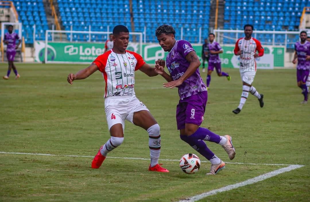 Falcon fecha fase invicto e lidera semifinais da Copa Lotese