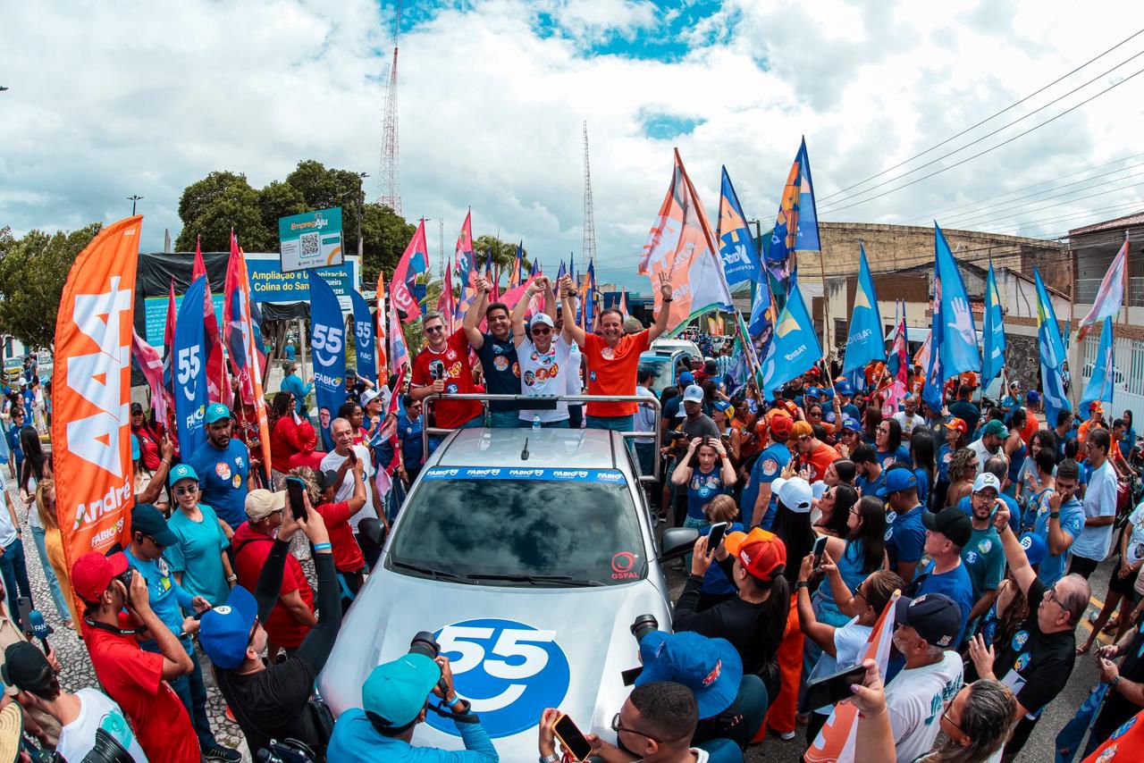 Na grande carreata, Fábio apresenta ponte Aracaju–Barra de R$ 838 milhões 24 Carreata do governador Fábio Mitidieri na zona norte de Aracaju