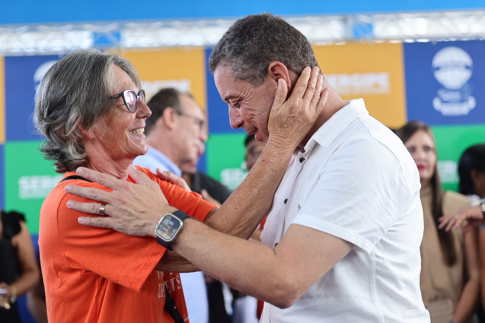 Apenas 11% avaliam a gestão de Fábio Mitidieri como negativa, diz Quaest 3 Governador Fábio Mitidieri em agenda com a população em Sergipe