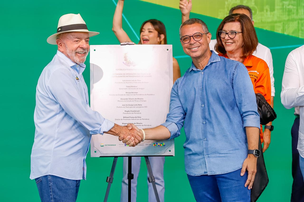 Governador Fábio reúne apoiadores em Cristinápolis e destaca obras em Sergipe 2 Fábio Mitidieri em encontro com apoiadores em Cristinápolis