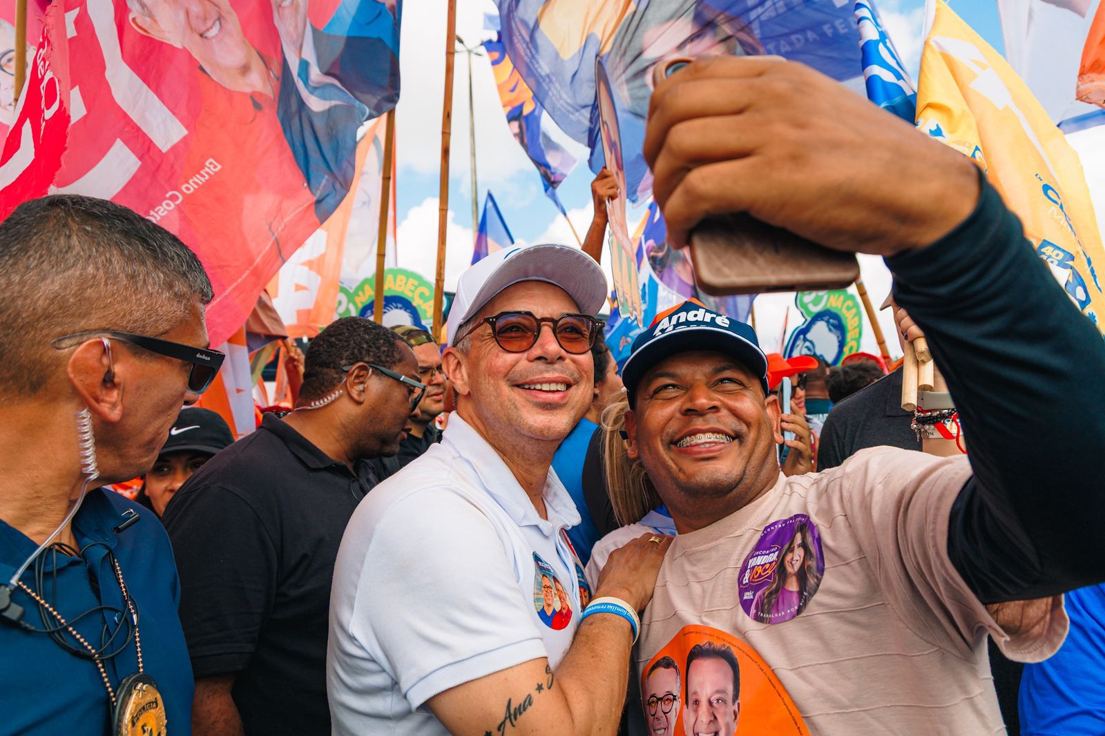 Na grande carreata, Fábio apresenta ponte Aracaju–Barra de R$ 838 milhões 12 Carreata do governador Fábio Mitidieri na zona norte de Aracaju