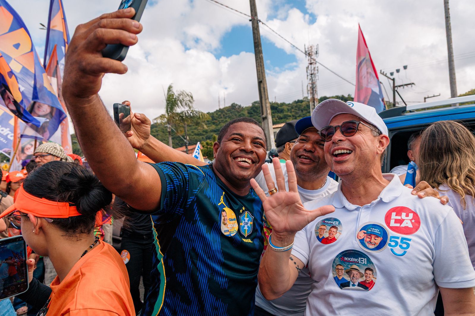 Na grande carreata, Fábio apresenta ponte Aracaju–Barra de R$ 838 milhões 13 Carreata do governador Fábio Mitidieri na zona norte de Aracaju