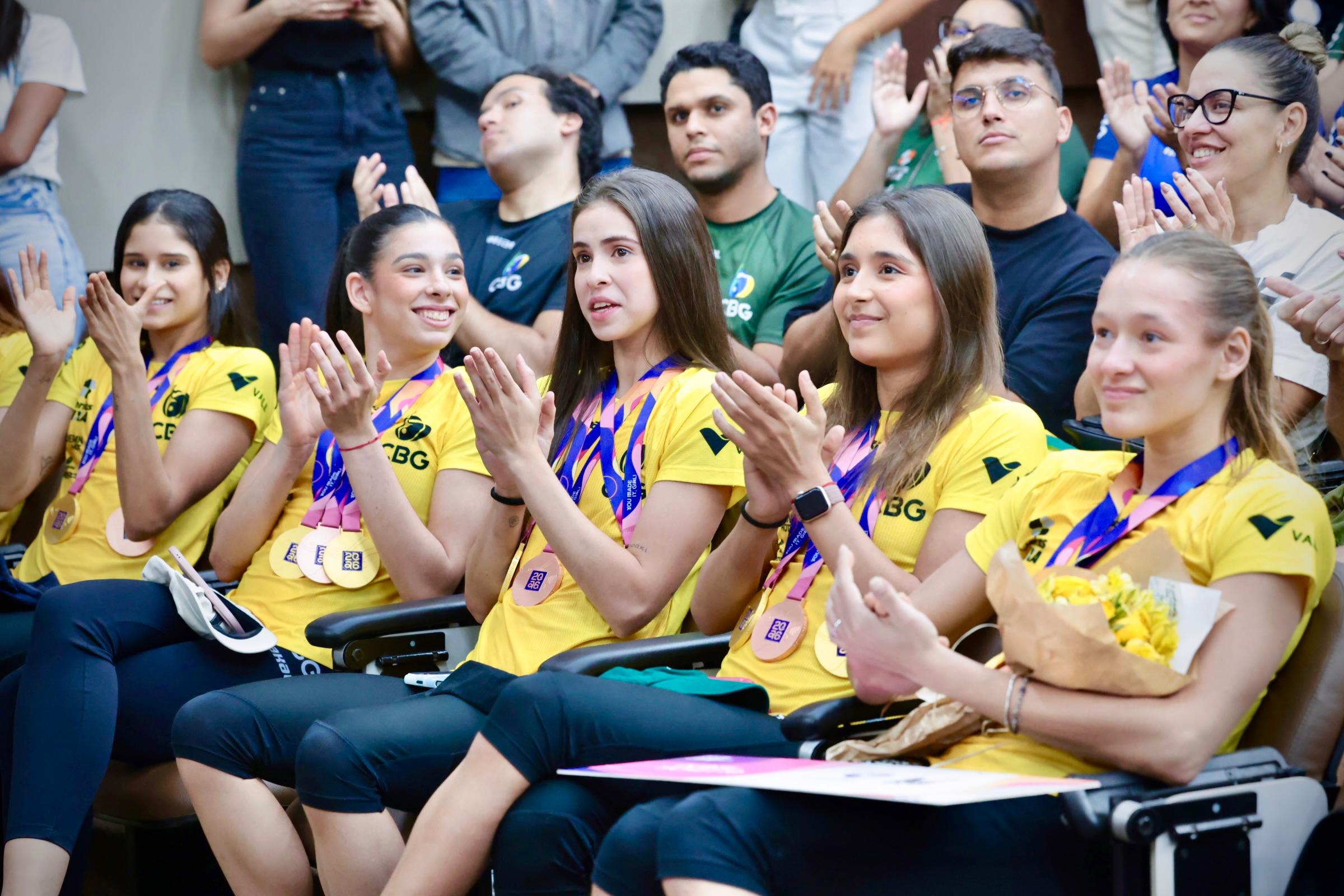 Seleção Brasileira de Ginástica Rítmica recebida no Palácio dos Despachos