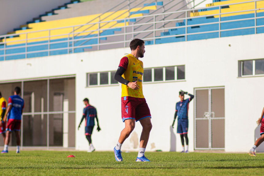 Itabaiana testa elenco e goleia Paulistano antes de duelo com o Caxias