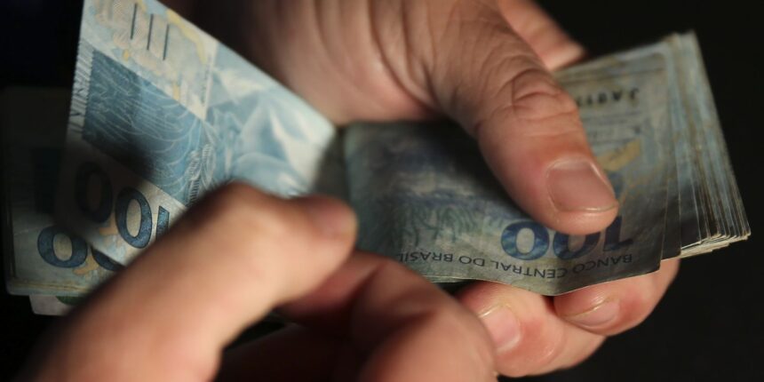Juros elevam dívida federal a R$ 9,288 trilhões em julho