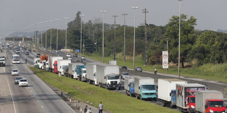 Lei exige CIOT antes de viagens e reforça piso do frete