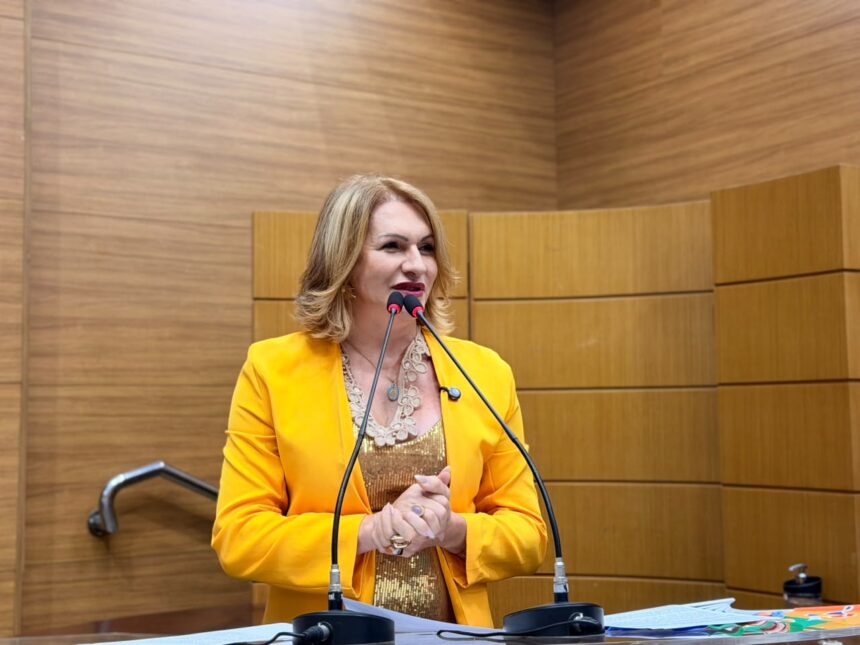 Linda Brasil cobra reabertura de escolas e estradas em Estância