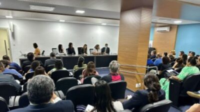 MPF reúne estudantes para discutir transporte universitário gratuito