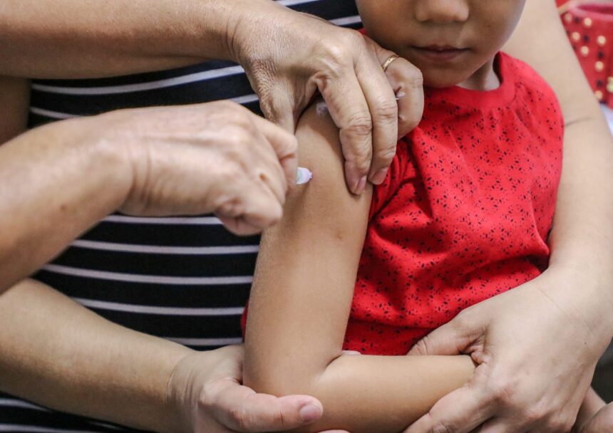 Multivacinação em Sergipe busca atualizar cadernetas de menores de 15 anos