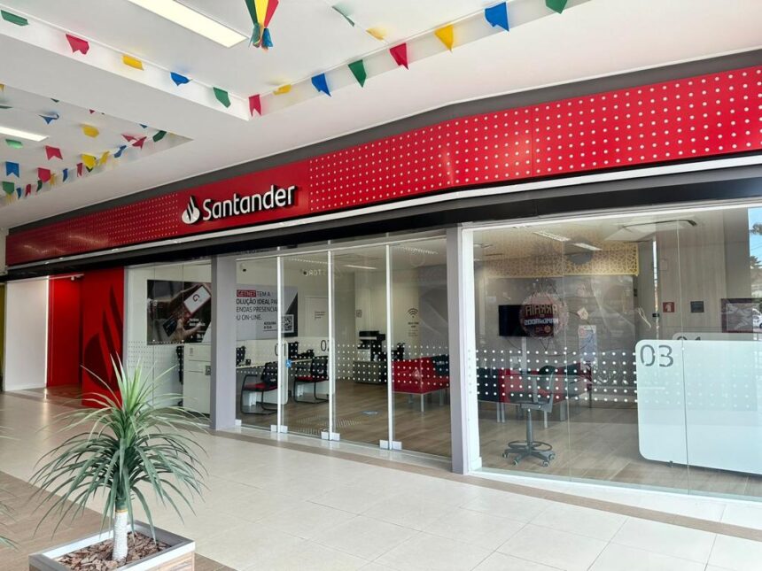 Santander oferece vagas em Sergipe para atendimento a clientes e empresas