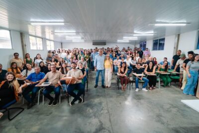 Sérgio Reis volta à Prefeitura de Lagarto após licença médica