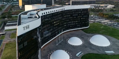 TSE debate regras para frear deepfakes nas eleições