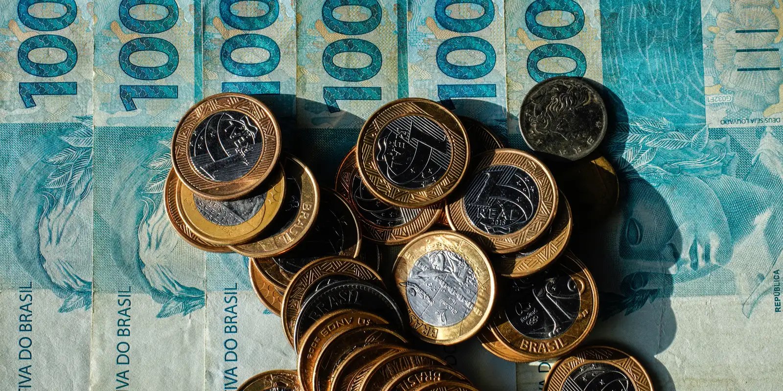 Brasileiros podem resgatar R$ 5,65 bilhões esquecidos em bancos