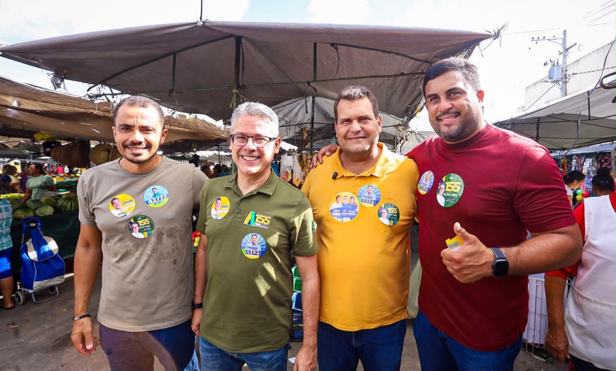 Cirurgia pelo Opera Sergipe é lembrada na passagem de Cláudio por Japaratuba 4 Cláudio Mitidieri ao lado do candidato ao Senado Alessandro Vieira e de lideranças de Japaratuba