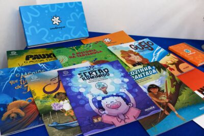Livros infantis publicados pela Editora Matriz, com temas da cultura sergipana