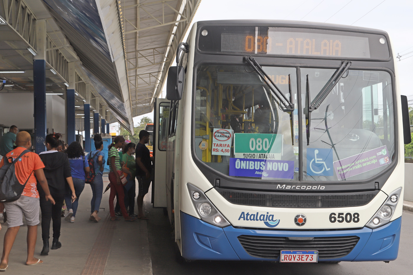 Emília libera ônibus grátis para eleitores da Grande Aracaju em 2026