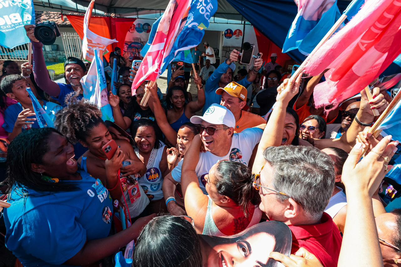 Fábio leva carreata a Itabaianinha, Tobias Barreto, Riachão do Dantas e Boquim 2 Governador Fábio Mitidieri durante carreata em Sergipe