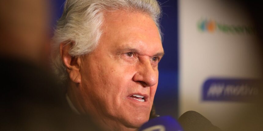 Faringite aguda leva Caiado a cancelar compromissos em São Paulo