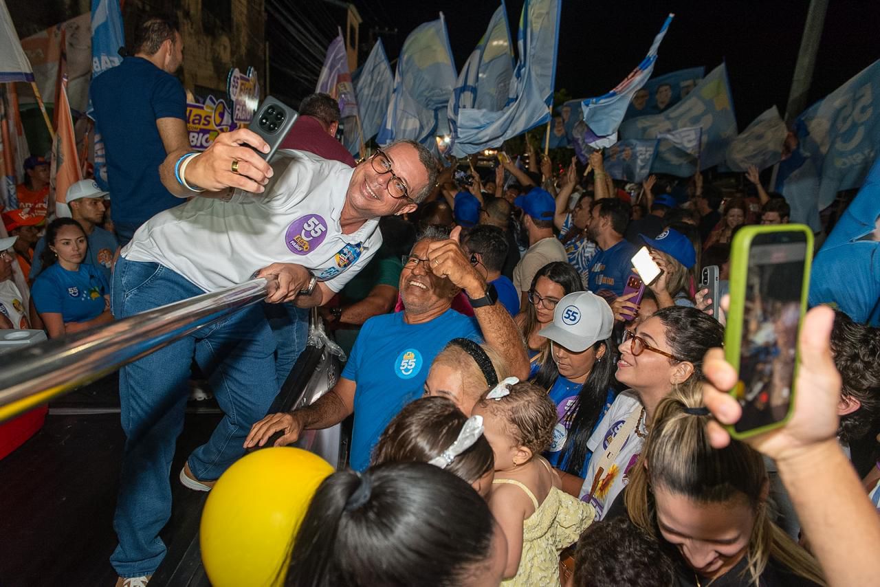 Minicarreata do governador Fábio Mitidieri no bairro Industrial, em Aracaju