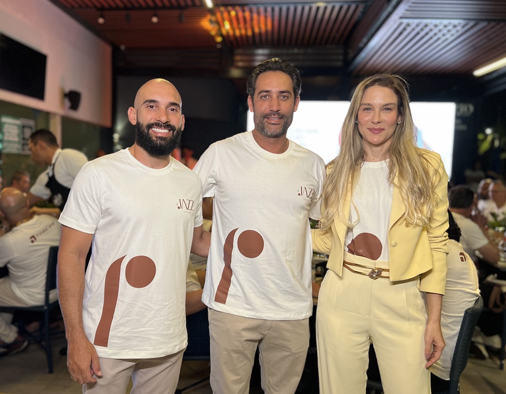 Equipe da Primasa Camel no lançamento do Le Jazz Atalaia