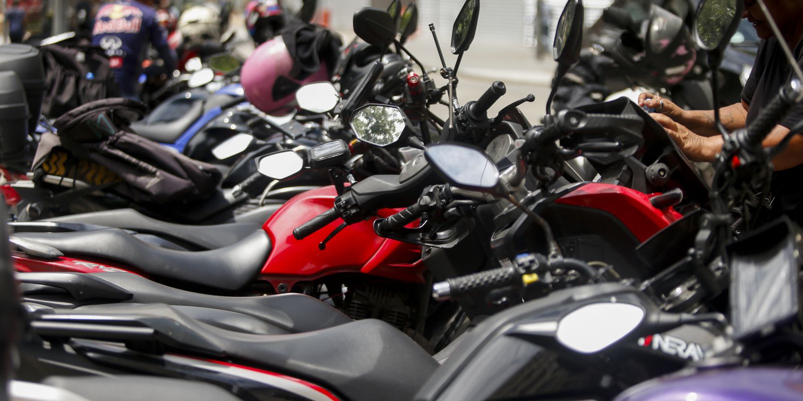 Lula torna permanente crédito para motoristas de app e entregadores