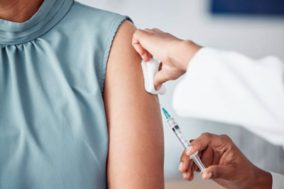 A recomendação de imunizar crianças e adolescentes contra o HPV antes do início da vida sexual